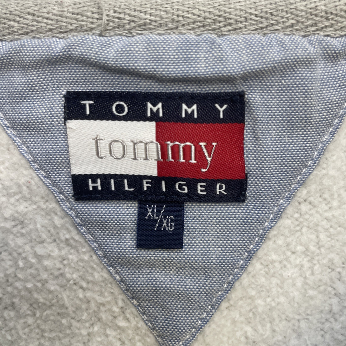 Tommy Hilfiger Crewneck Sweatshirt Size XL Embroidered