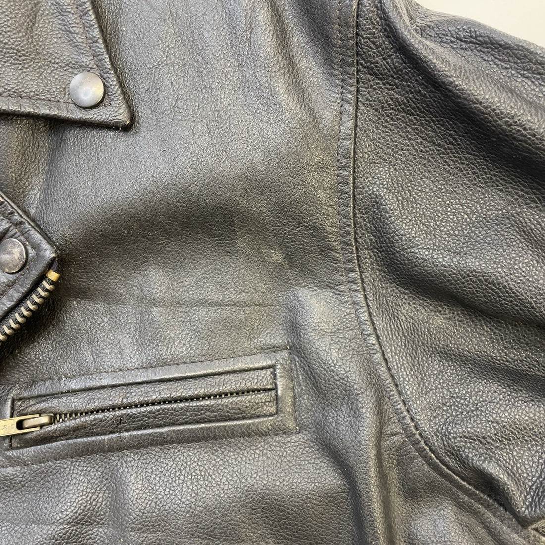 Vintage Avirex Leather Classic Motorcycle Jacket Size Large Patches D Pocket