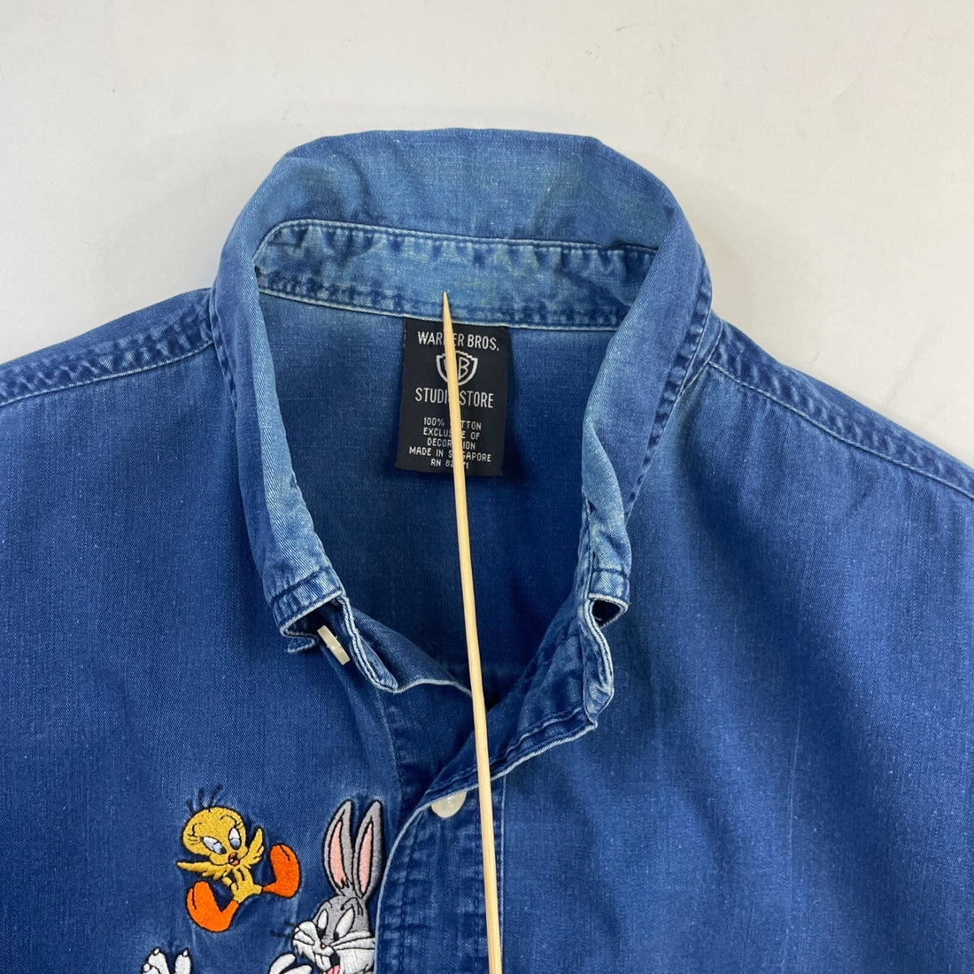 Vintage Looney Tunes Denim Button Up Shirt Size Small Warner Bros Embroidered