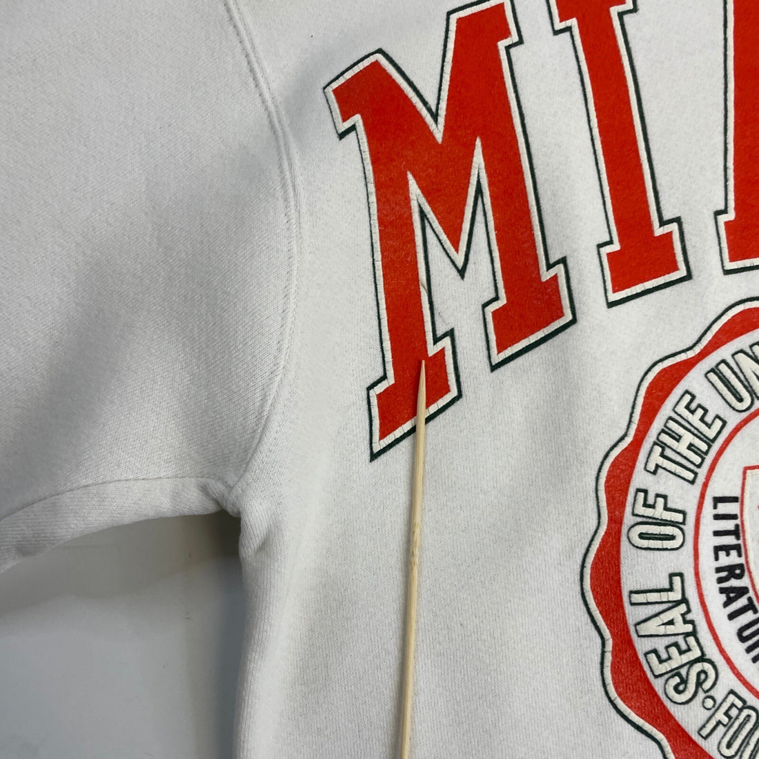 Vintage Miami Hurricanes Crest Crewneck Sweatshirt Size Small 90s NCAA