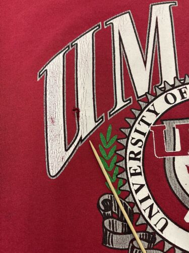 Vintage UMass Minutemen Nutmeg Sweatshirt Crewneck Size Large 90s NCAA