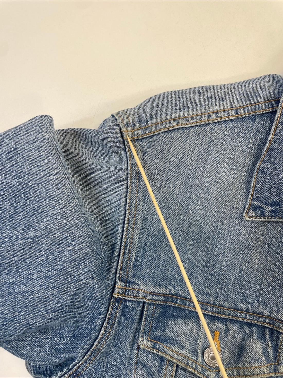 Vintage Levi's Denim Trucker Jacket Size Small Blue