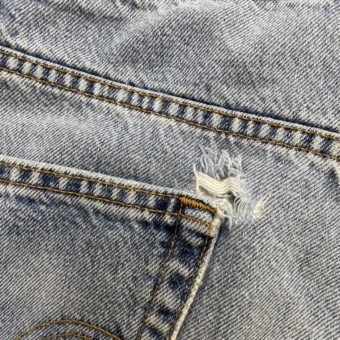 Levi Strauss & Co 550 Denim Jeans Pants Size 33 X 34 Blue