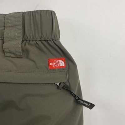The North Face Cargo Shorts Size Medium Green