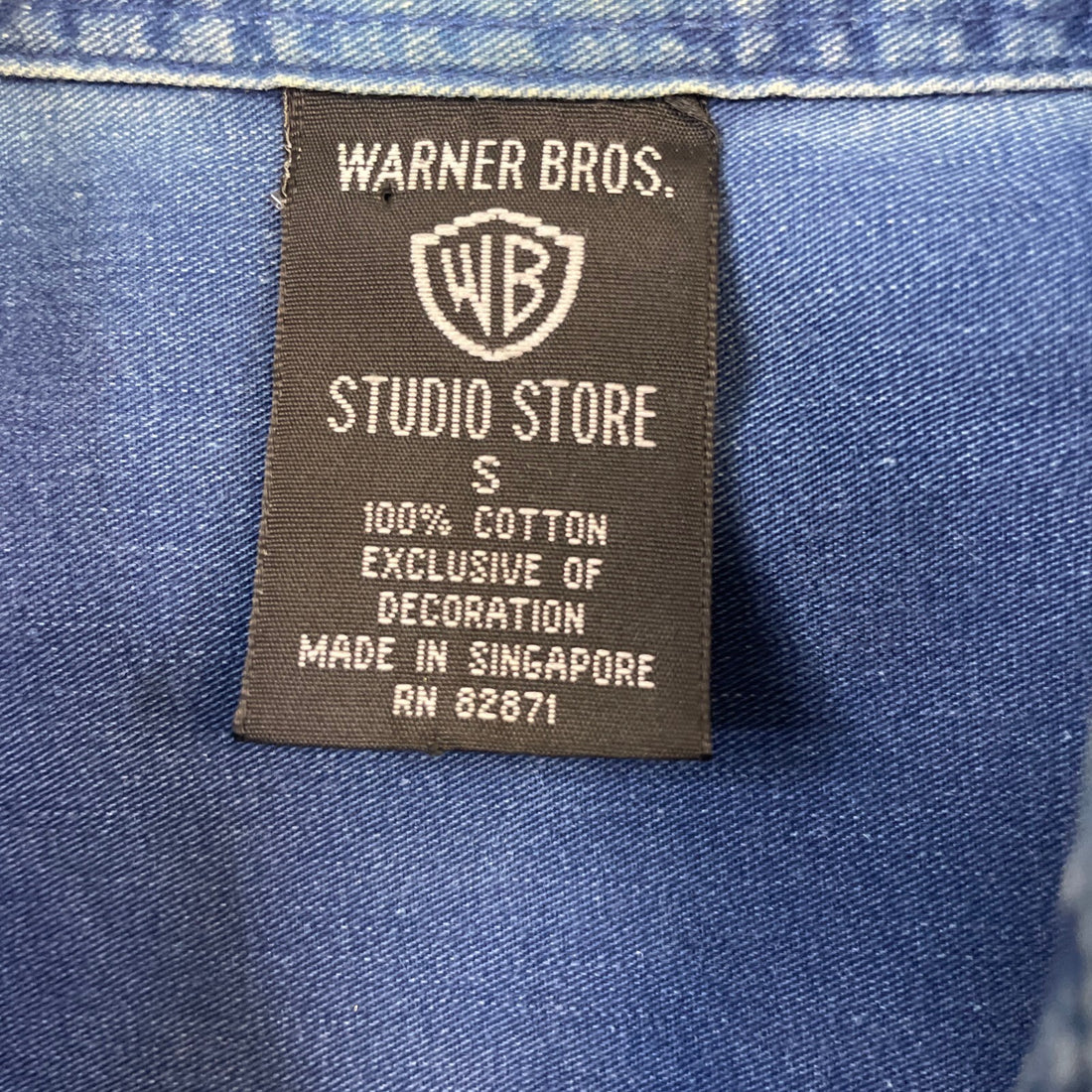 Vintage Looney Tunes Denim Button Up Shirt Size Small Warner Bros Embroidered