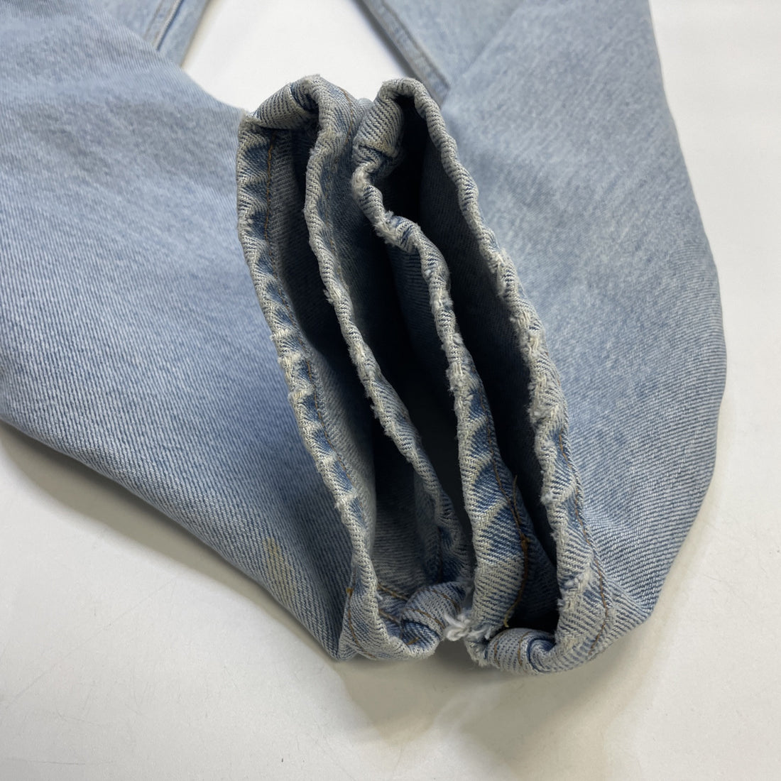 Vintage Levi's 550 Denim Jeans Pants Womens Size 14 Blue Light Wash