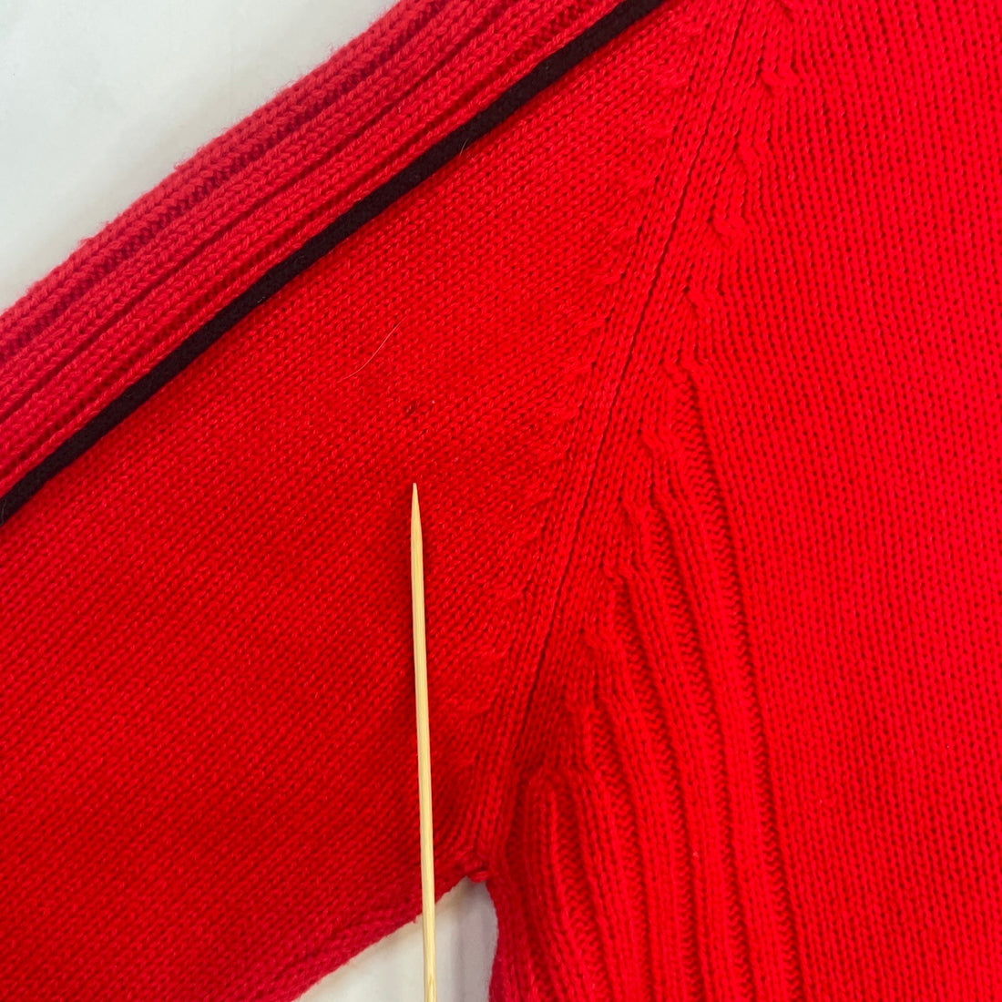 Ottawa Senators 1/4 Zip Pullover Sweater Size Small NHL