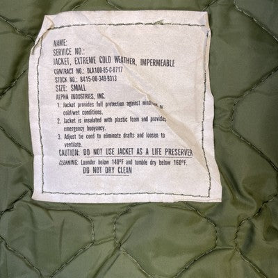 Vintage Alpha Industries Extreme Cold Weather Jacket Small Port Services