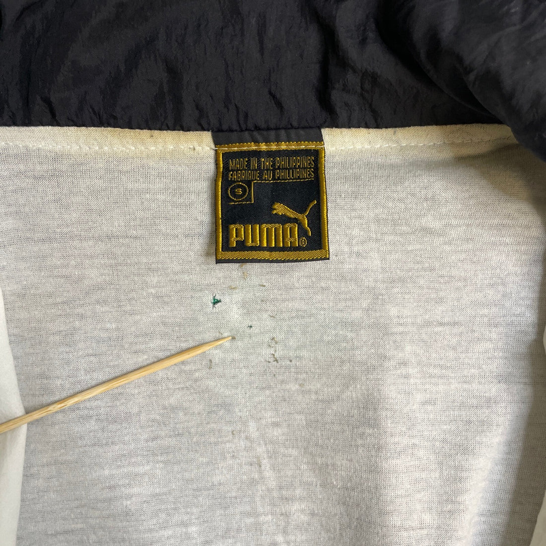 Vintage Puma Windbreaker Light Jacket Size Small