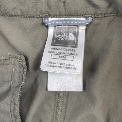 The North Face Cargo Shorts Size Medium Green