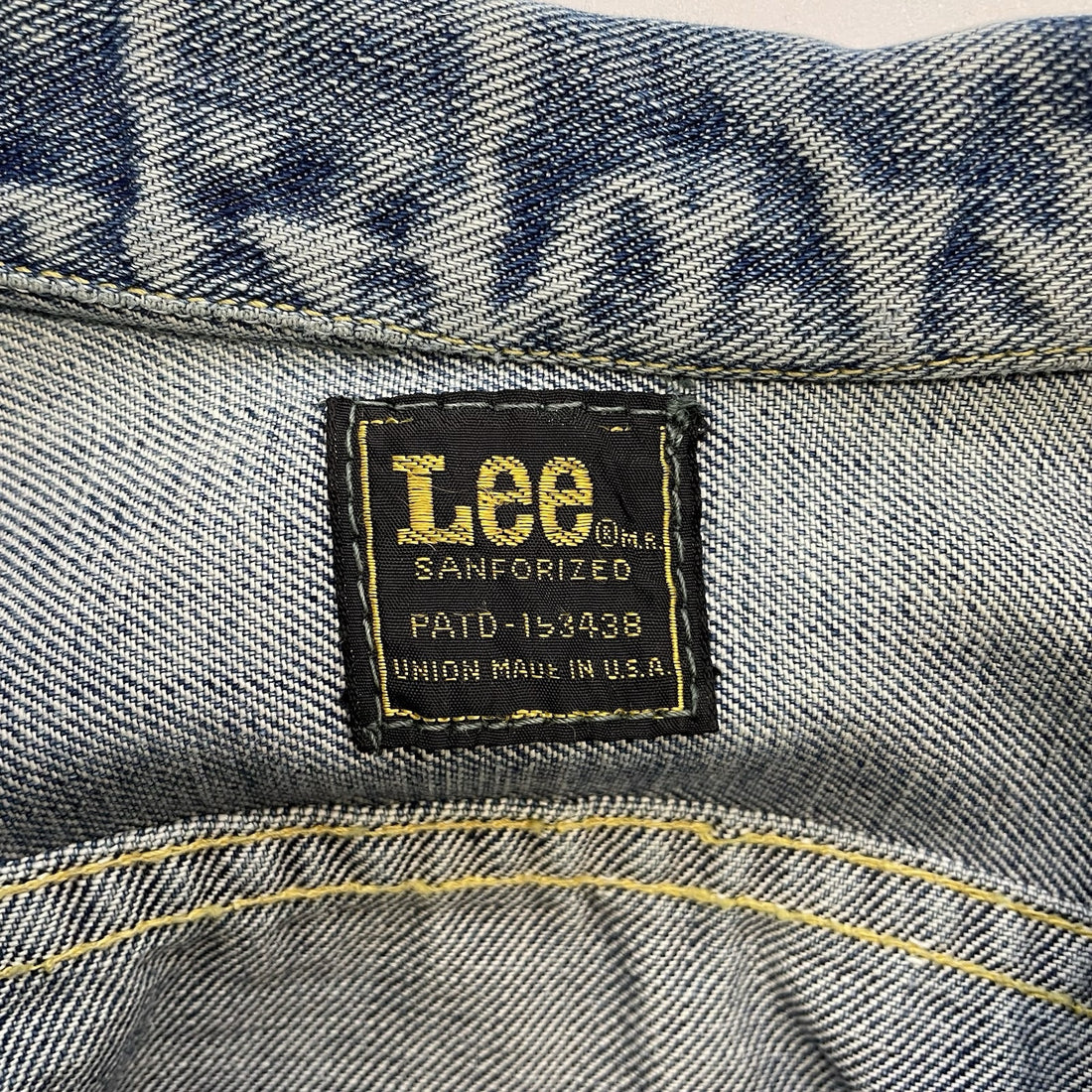 Vintage Lee Denim Jean Trucker Jacket Size Small PATD-153438
