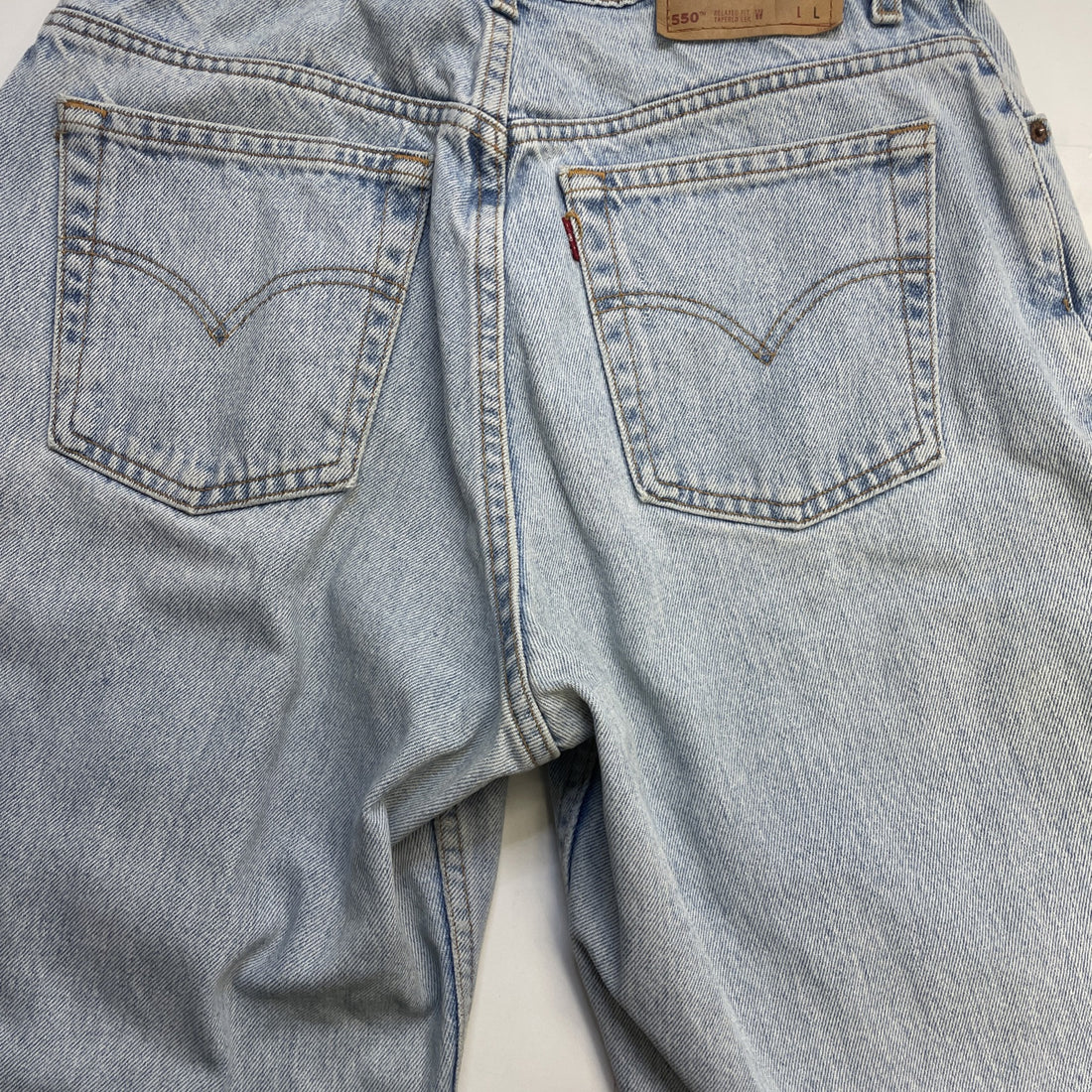 Vintage Levi's 550 Denim Jeans Pants Womens Size 14 Blue Light Wash