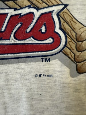 Vintage Cleveland Indians T-Shirt Size Medium 1995 90s MLB