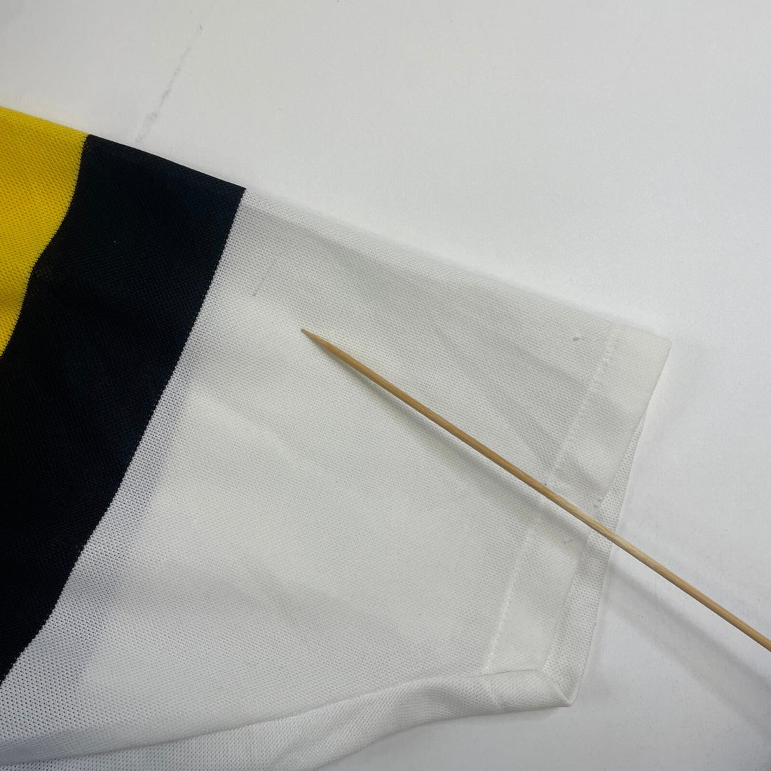 Vintage Vancouver Canucks Russ Courtnall CCM Jersey Size Small 90s NHL