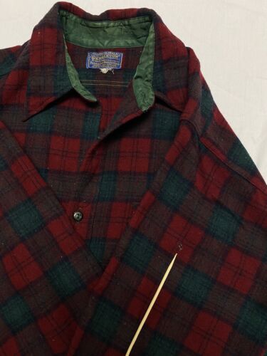 Vintage Pendleton Wool Field Button Up Shirt Size Medium Red Plaid
