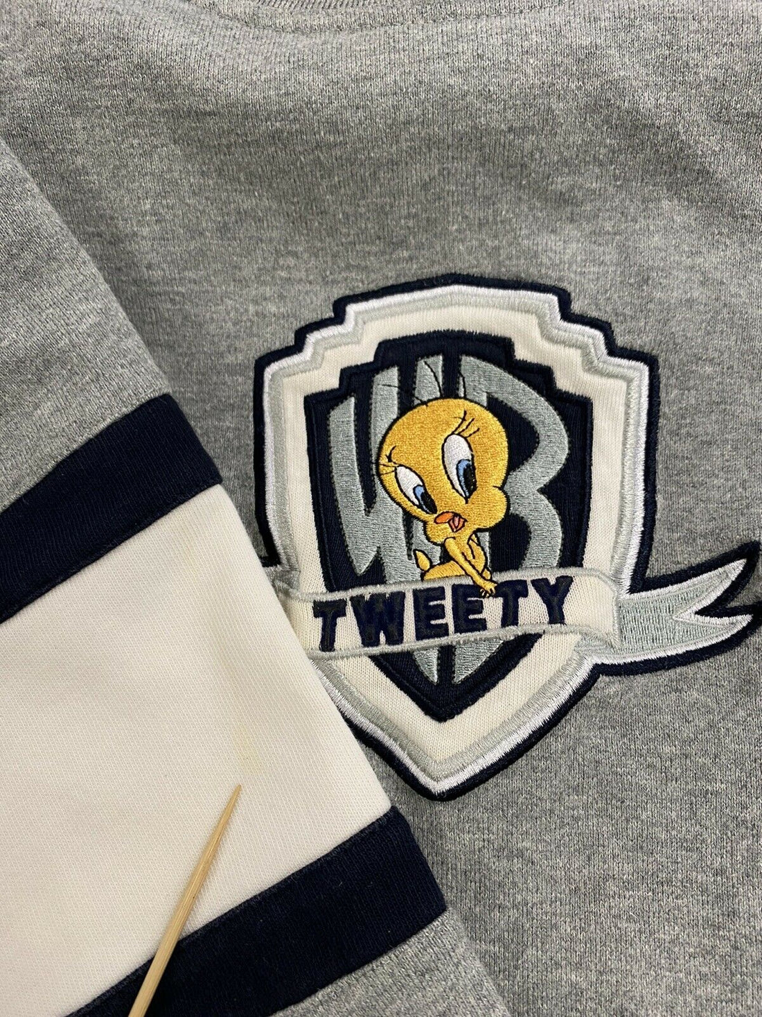 Vintage Tweety Bird Looney Tunes Sweatshirt Crewneck Medium 1999 90s Warner Bros