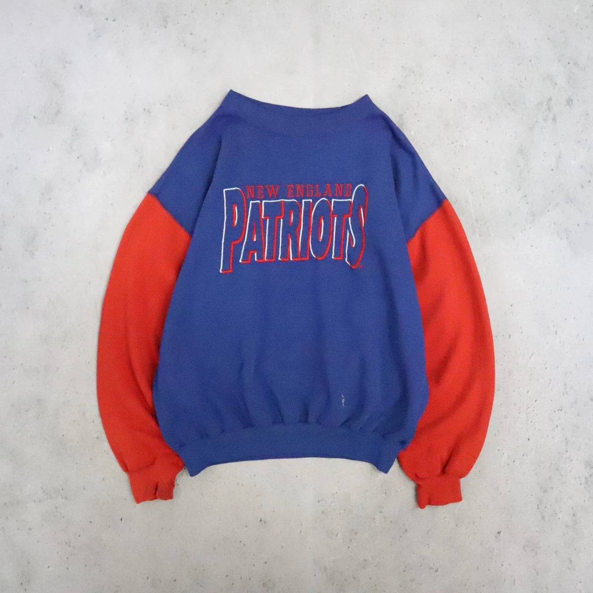 Vintage New England Patriots Logo 7 Sweatshirt Crewneck