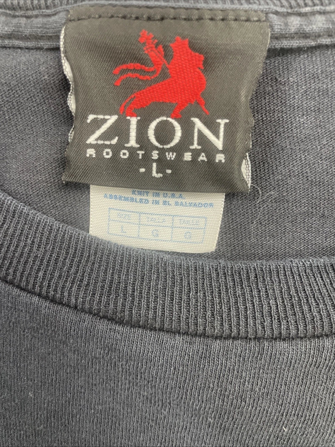 Vintage Willie Nelson Outlaw T-Shirt Size Large