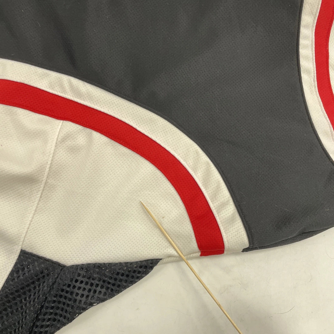 UNO Mavericks Zephyr Authentic Hockey Jersey Size 56 NCAA