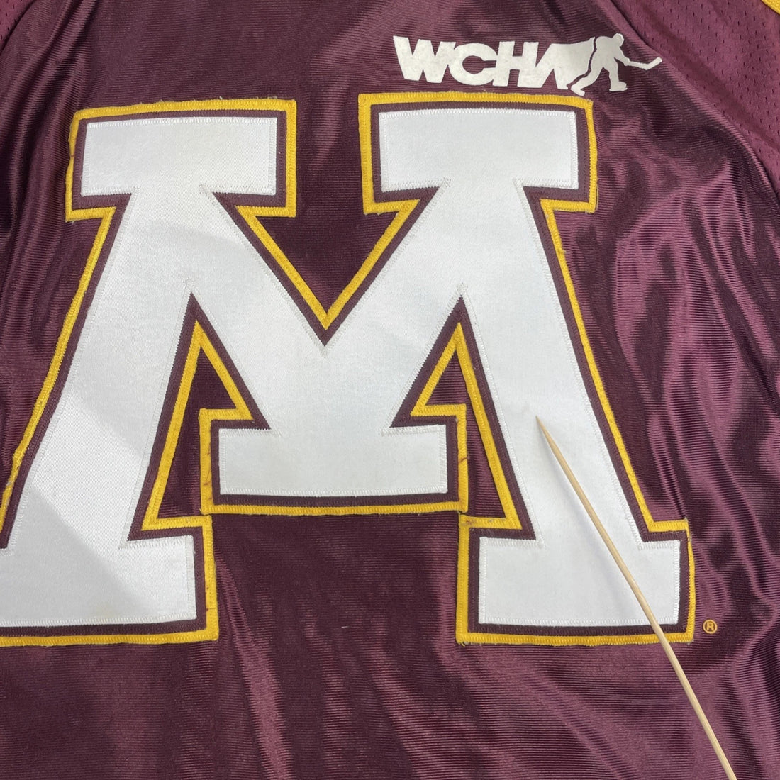 Vintage Minnesota Golden Gophers Hockey Jersey Size Large WCHA NCAA