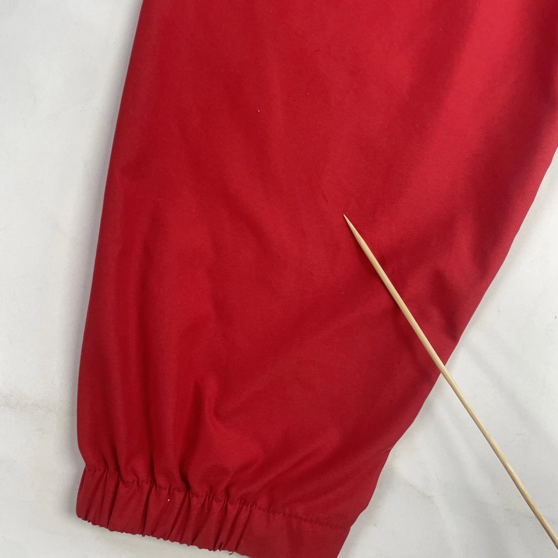 Vintage Tommy Hilfiger Windbreaker Light Jacket Size XL Red