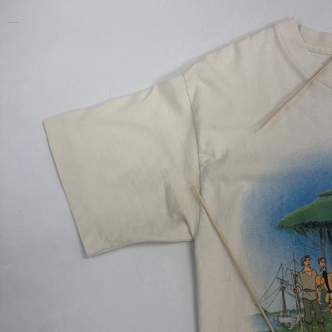 Vintage Pocahontas Disney T-Shirt Size Large 90s