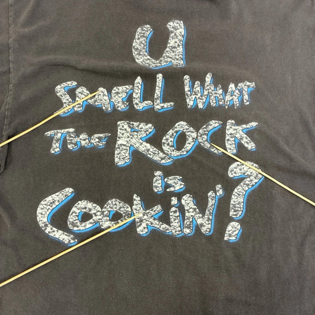 Vintage The Rock U Smell What The Rock Is Cookin Wrestling T-Shirt Size XL WWF