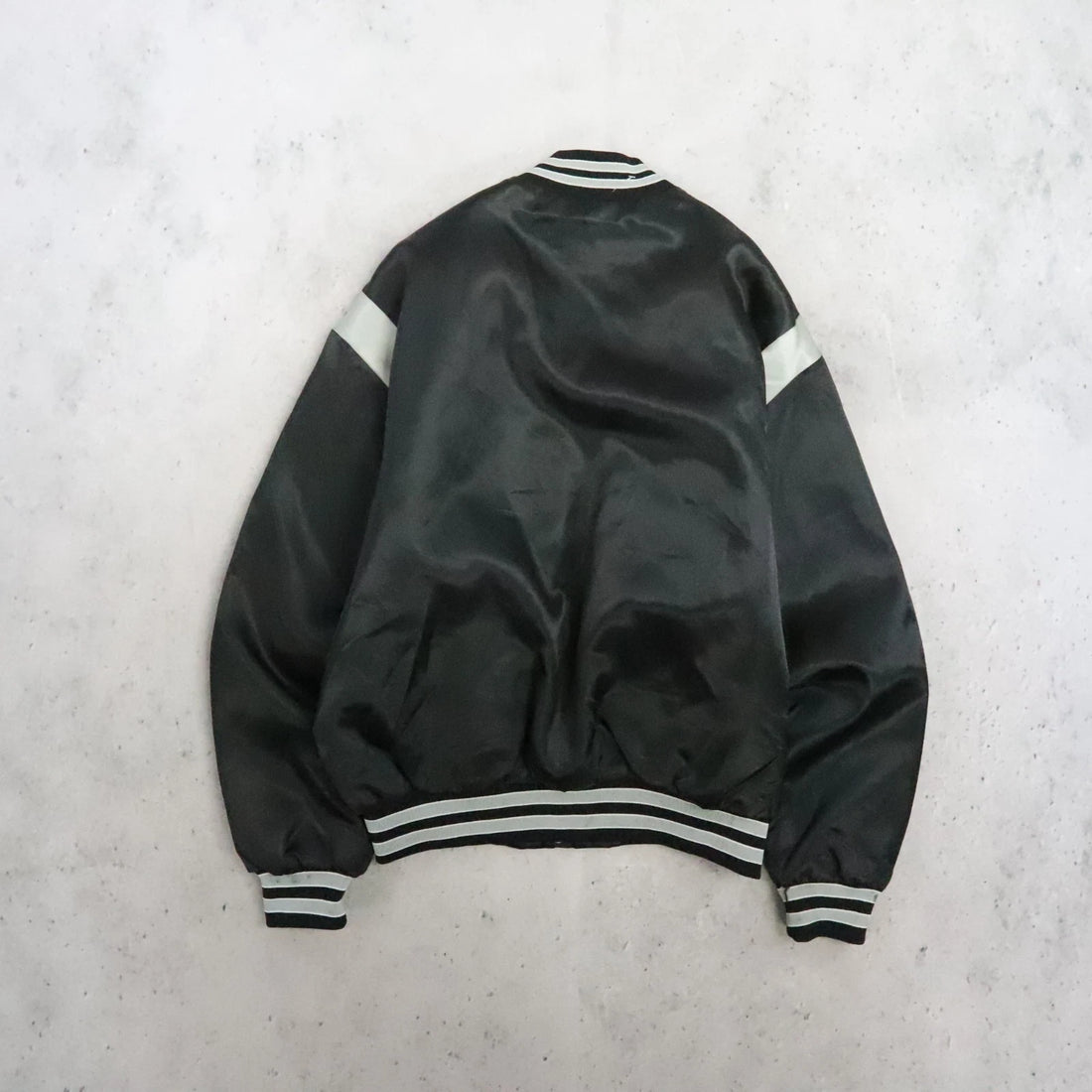 Vintage Los Angeles Oakland Raiders Satin Bomber Jacket Size Large NFL