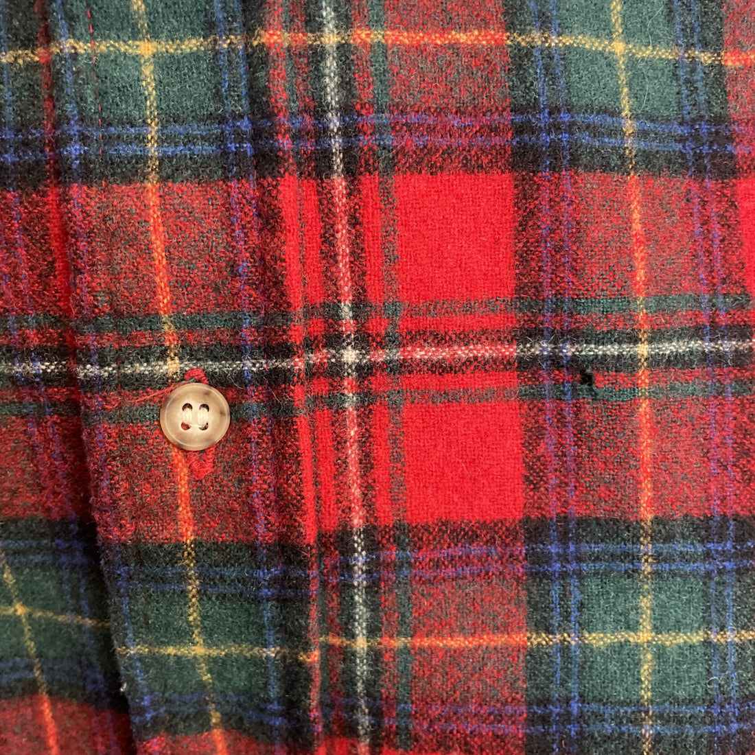 Vintage Pendleton Wool Lodge Button Up Shirt Size Large Red