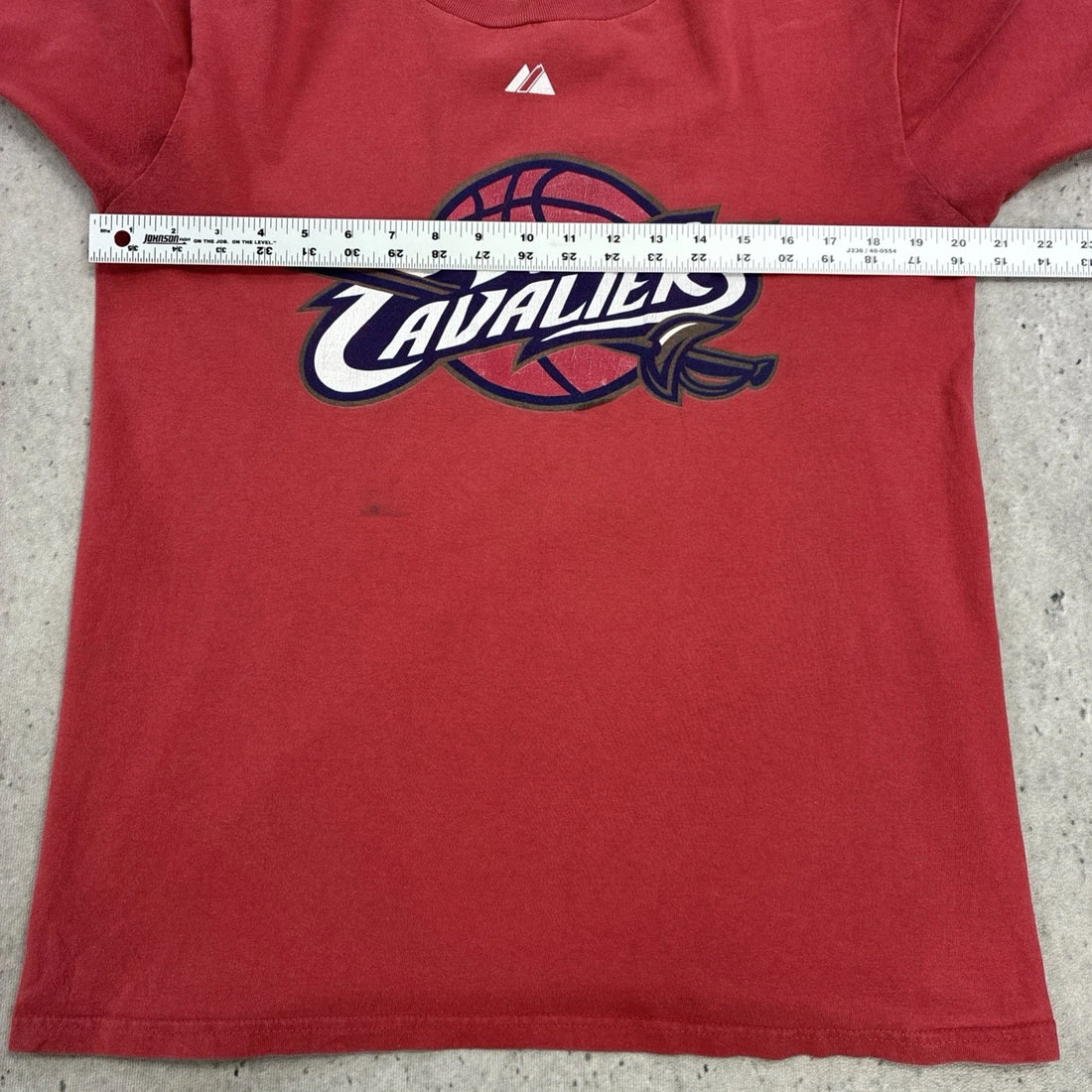 LeBron James Cleveland Cavaliers Majetsic T-Shirt Size Medium NBA