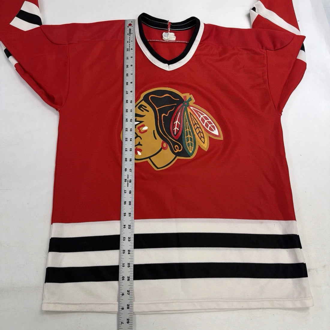 Vintage Chicago Blackhawks CCM Hockey Jersey Size Large NHL