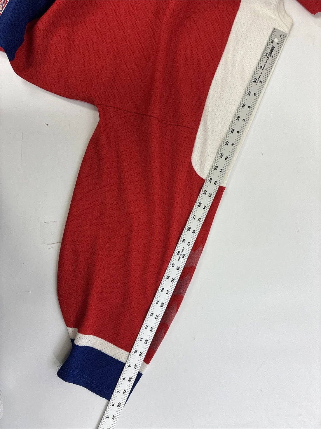 Vintage Washington Capitals CCM Jersey Size XL NHL