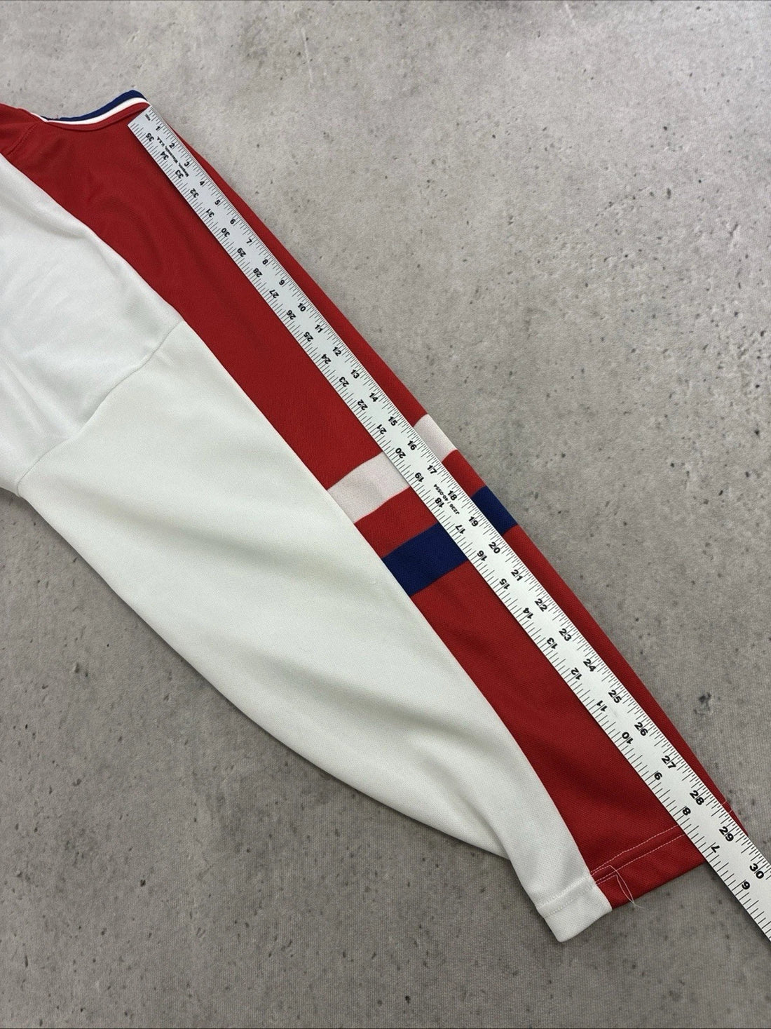 Vintage Team USA CCM Hockey Jersey Size Large IIHF