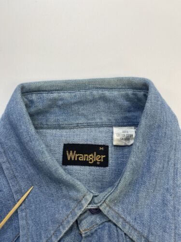 Vintage Wrangler Denim Button Up Shirt Size Medium Western Cowboy