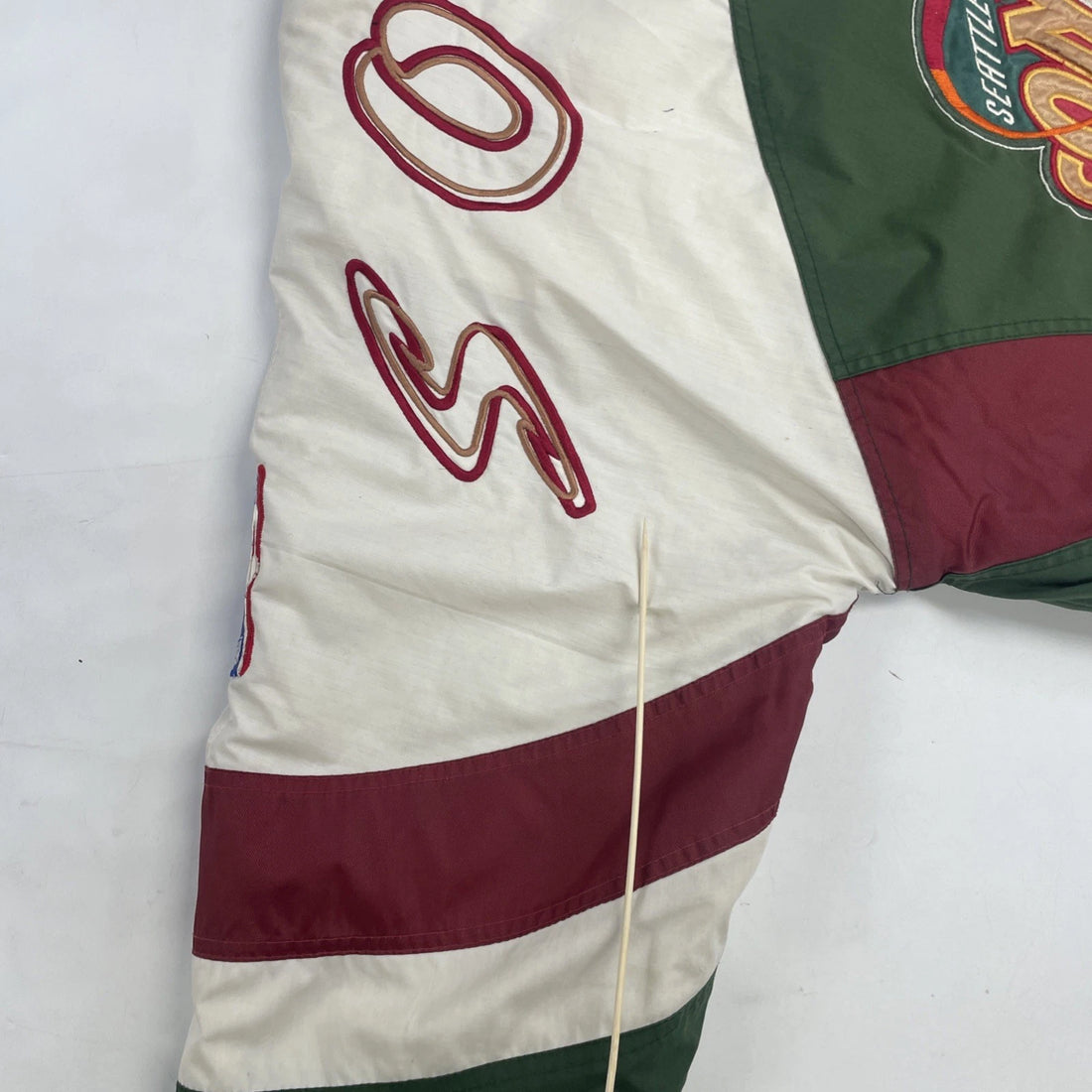 Vintage Seattle Supersonics Pro Player Puffer Jacket Size Medium 90s NBA
