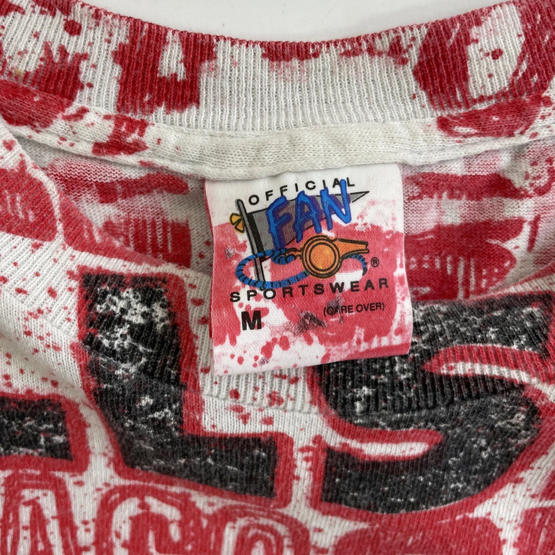 Vintage Chicago Bulls T-Shirt Size Medium All Over Print 90s NBA