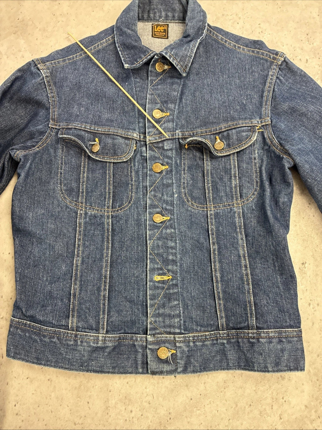Vintage Lee Denim Trucker Jacket Size Large PATD 153438
