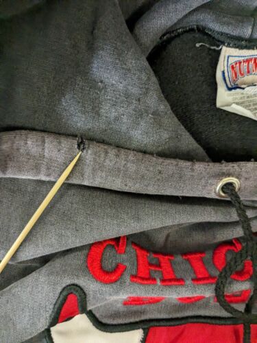 Vintage Chicago Bulls CCM Nutmeg Sweatshirt Hoodie Size XL Gray 90s NBA