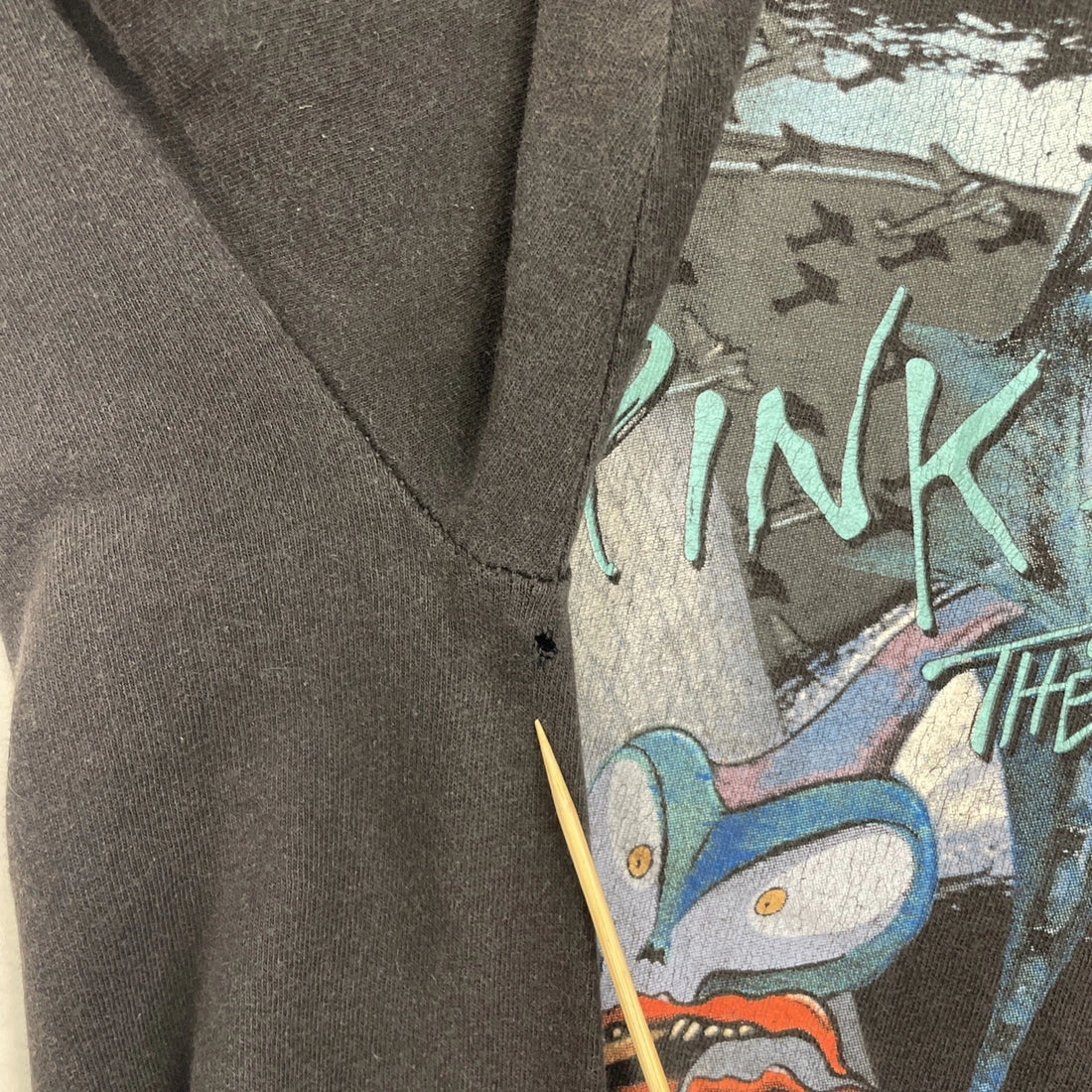 Vintage Pink Floyd The Wall T-Shirt Size XL 2003