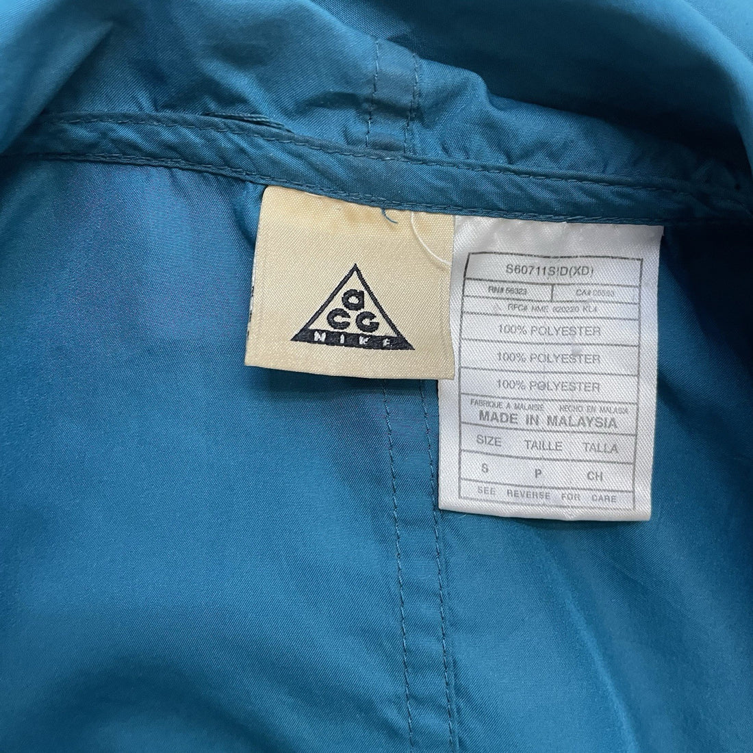 Vintage Nike ACG Anorak Windbreaker Light Jacket Size Small