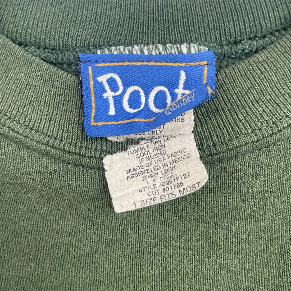 Vintage Winne The Pooh 100 Acre Wood Nature Club Sweatshirt Size XL Green