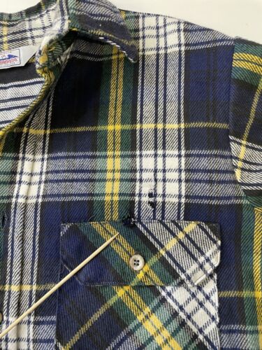 Vintage Dakota Button Up Shirt Size Medium Tartan Plaid