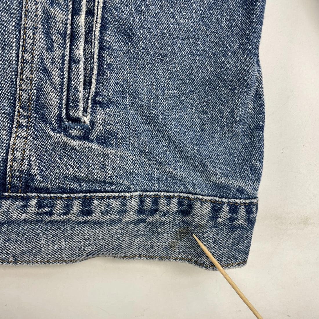 Levi's Denim Trucker Jacket Size 48 Blue