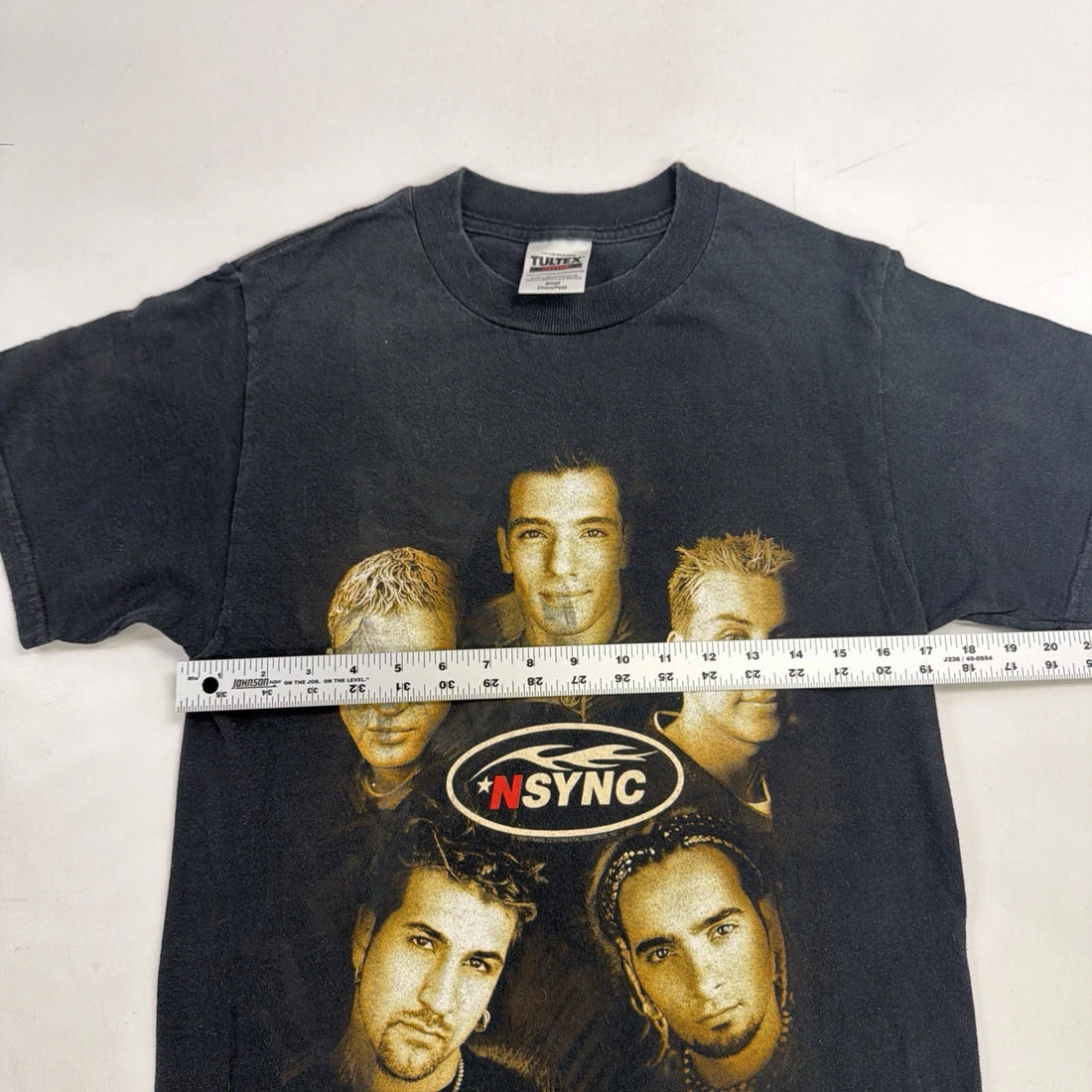 Vintage NSYNC Tour T-Shirt Size Small Boy Band Tee 1999 90s