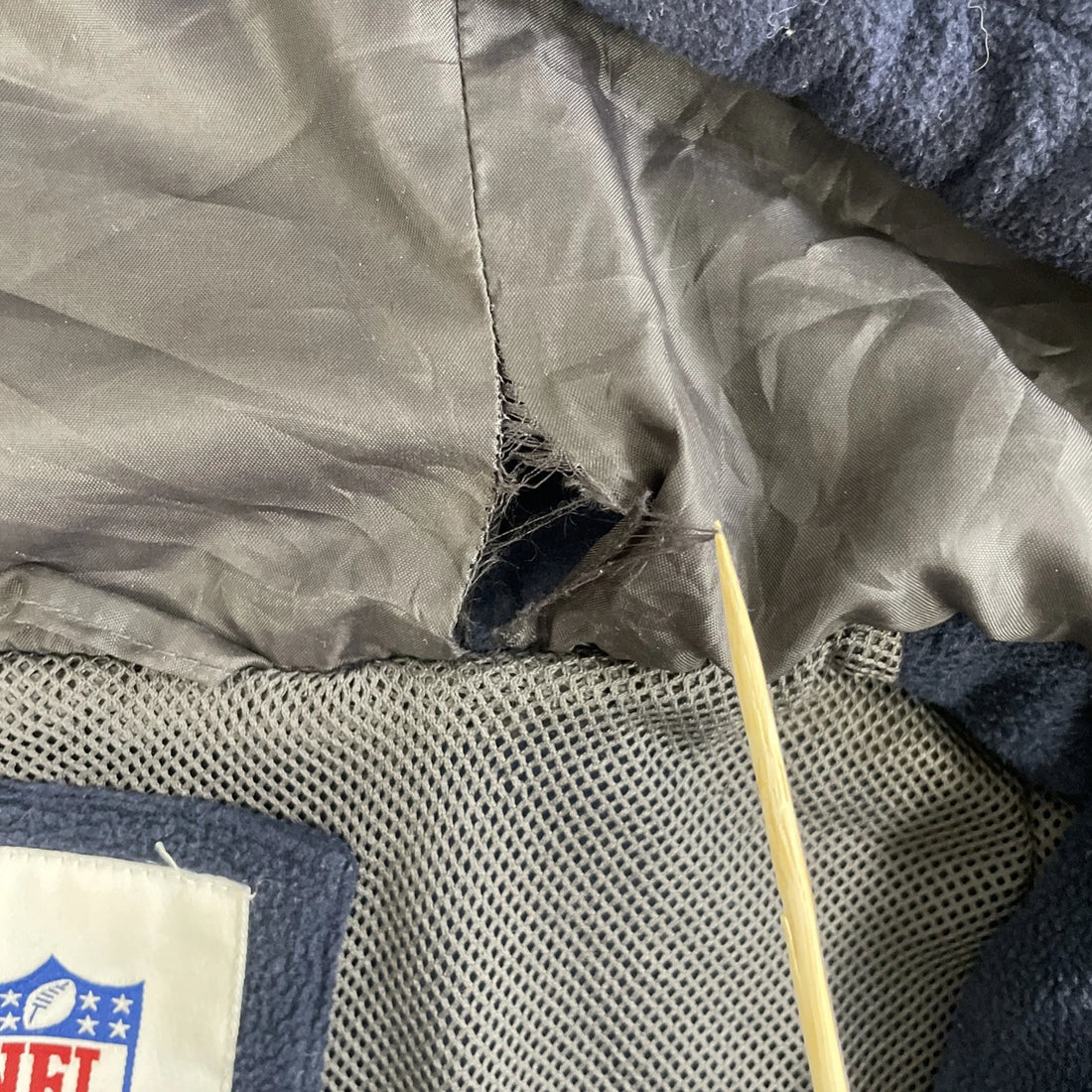 New England Patriots Hooded Fleece Jacket Size Medium NFL