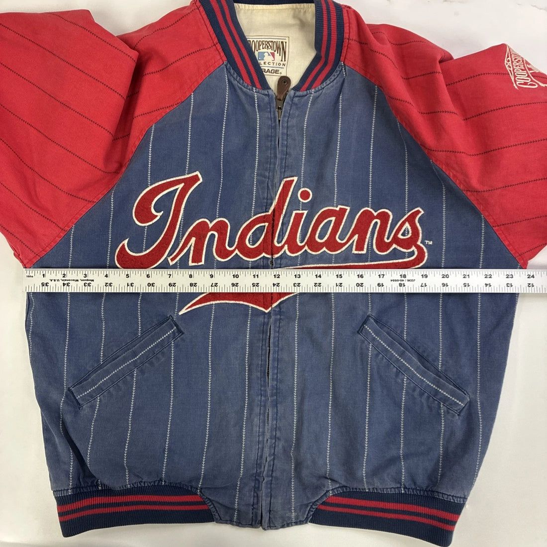 Vintage Cleveland Indians Mirage Jacket Size Medium Reversible MLB