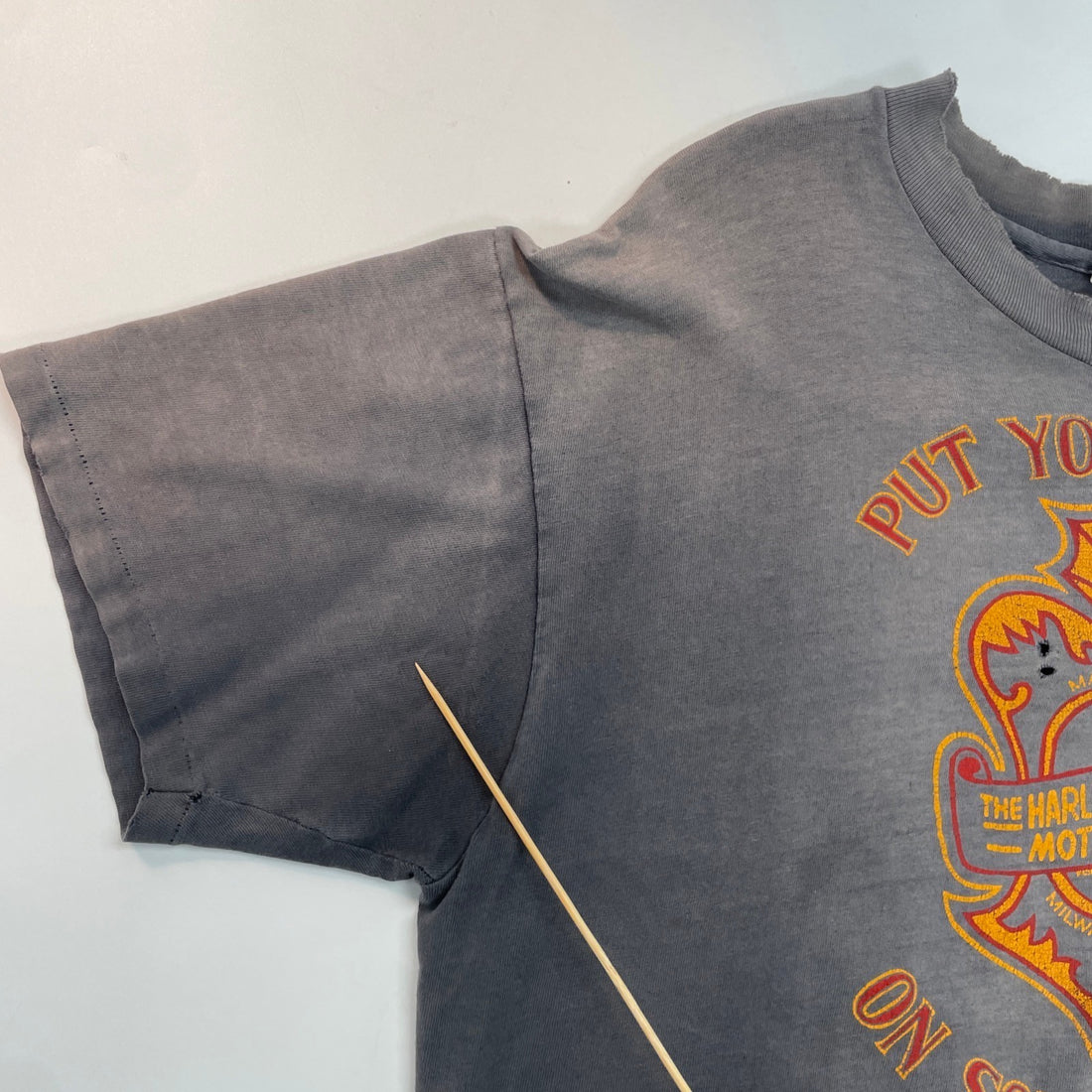 Vintage Harley Davidson Put Your Ass On Some Class Eagle Pocket T-Shirt XL 90s