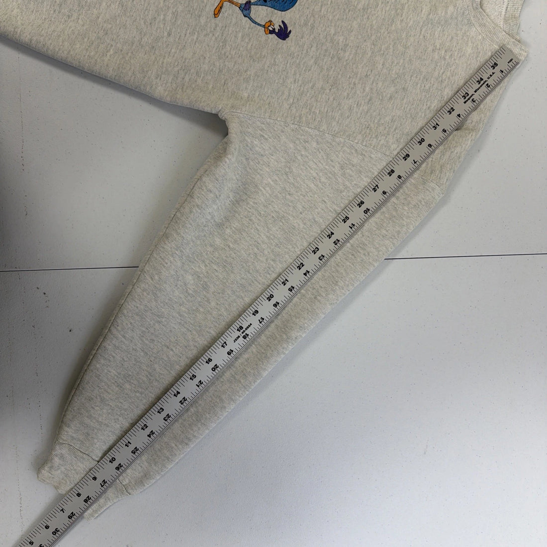 Vintage Looney Tunes Crewneck Sweatshirt Size Medium