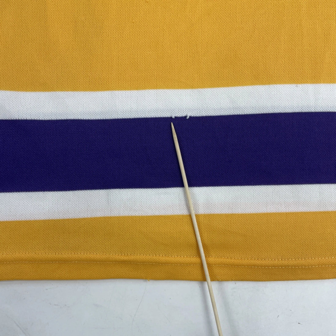 Vintage Los Angeles Kings CCM Hockey Jersey Size Large 80s NHL