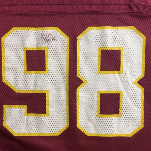 Washington Redskins Brian Orakpo shops jersey